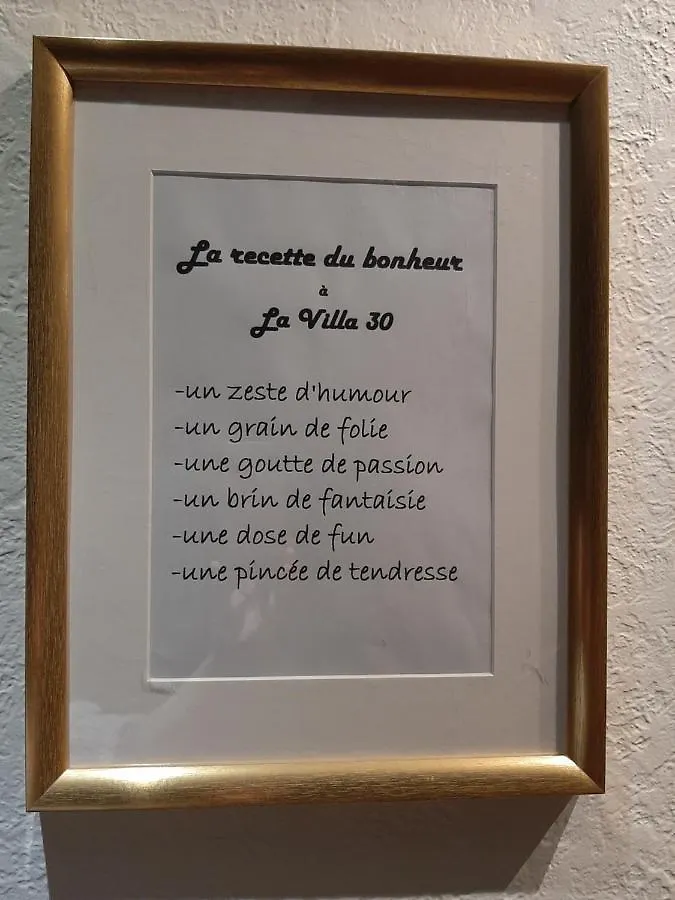 Bed & Breakfast La Villa 30 Lille