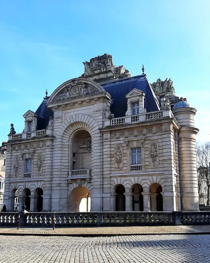 La Villa 30 Lille Bed & Breakfast